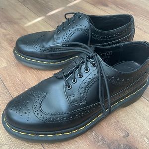 Dr. Martens 3989 Brogue Shoes